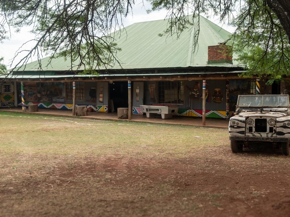 Zebra Country Lodge 44/50