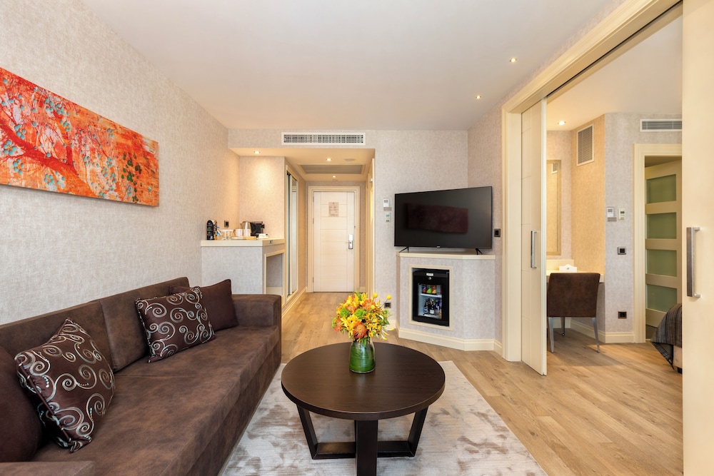 Limak Eurasia Luxury Hotel 26/49