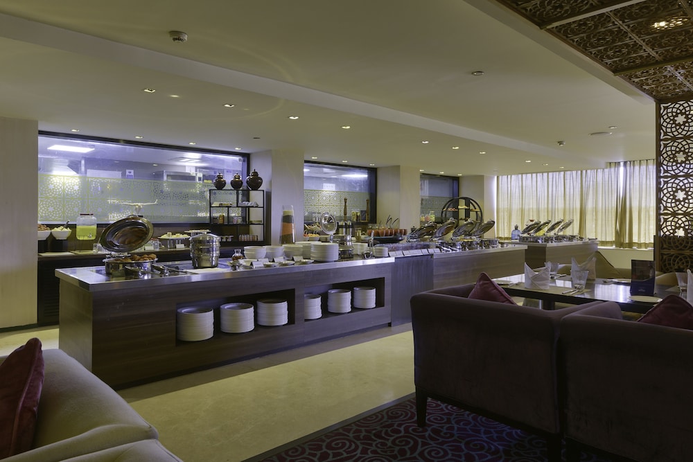 DAVANAM SAROVAR PORTICO SUITES 29/34