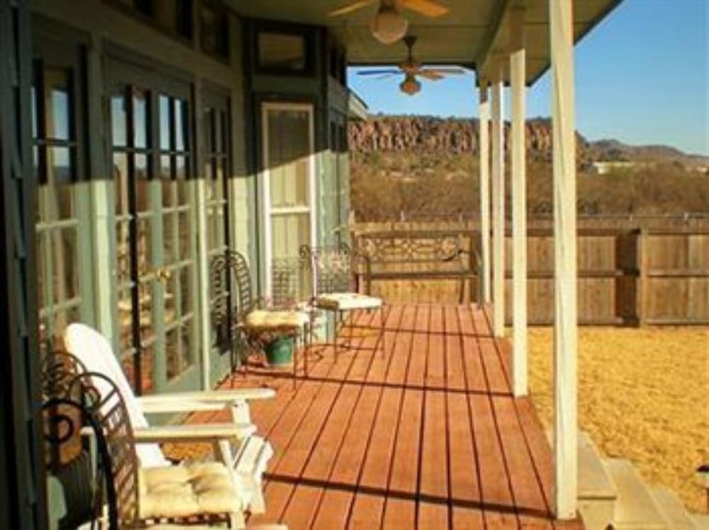Davis Mountains Inn 14/40