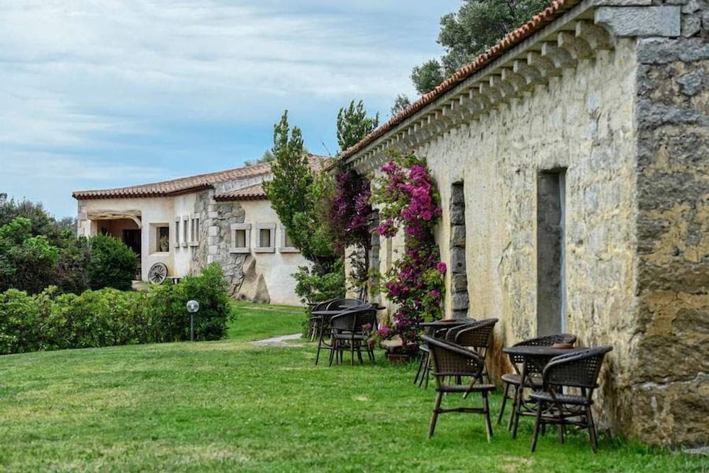 Tenuta Pilastru 37/45
