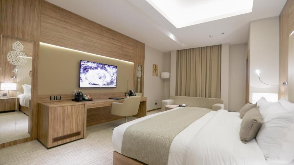 V Boutique Hotel 5/23