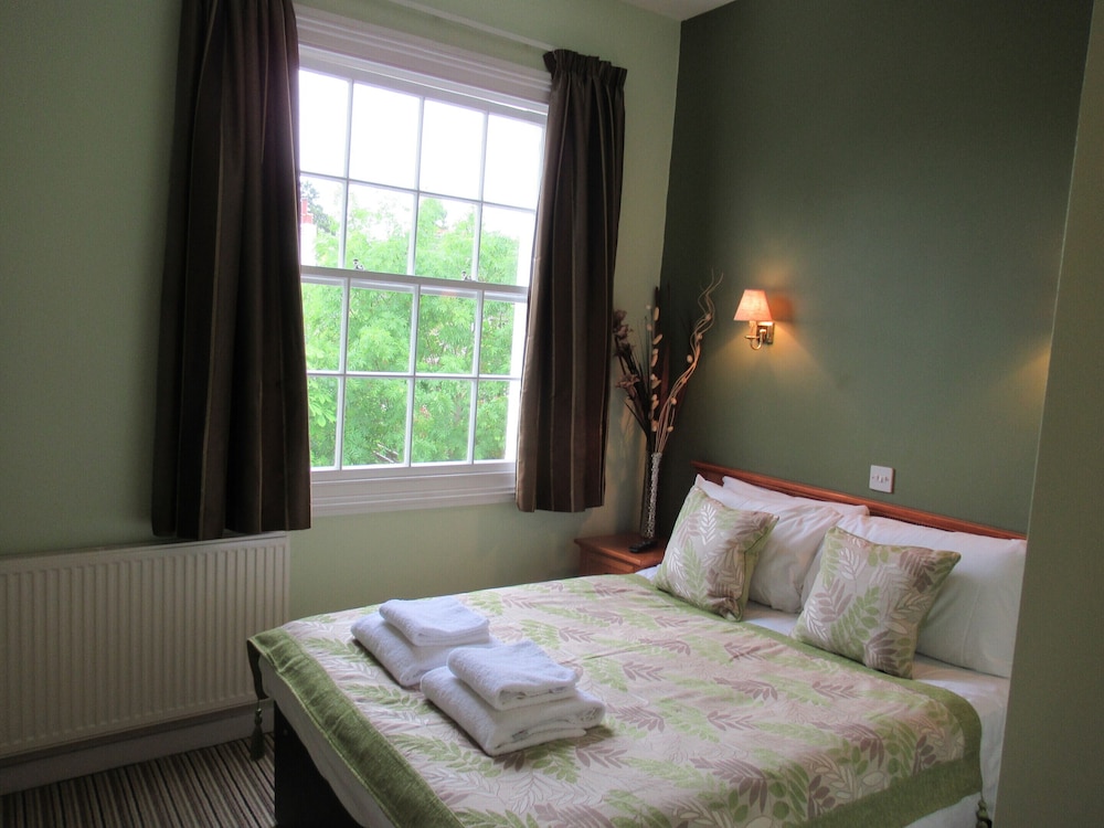 SUPERIOR, DOUBLE BED