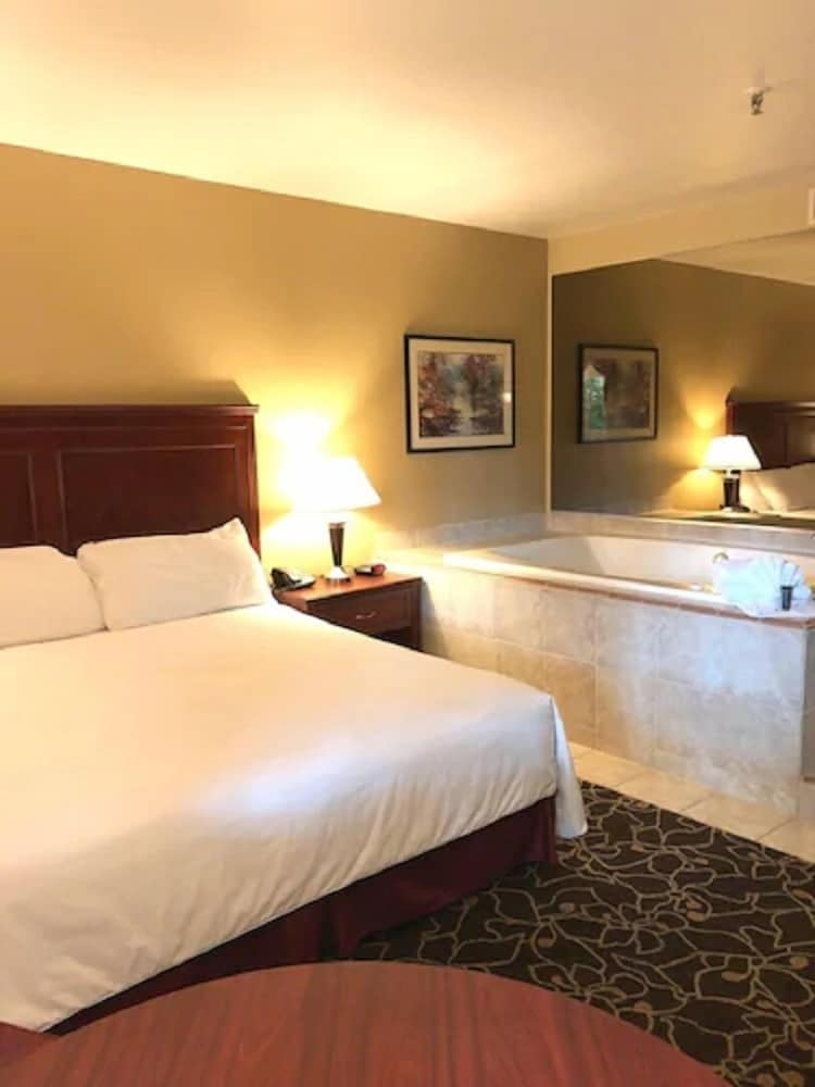 Wendover Nugget Hotel & Casino by Red Lion Hotels 10/60