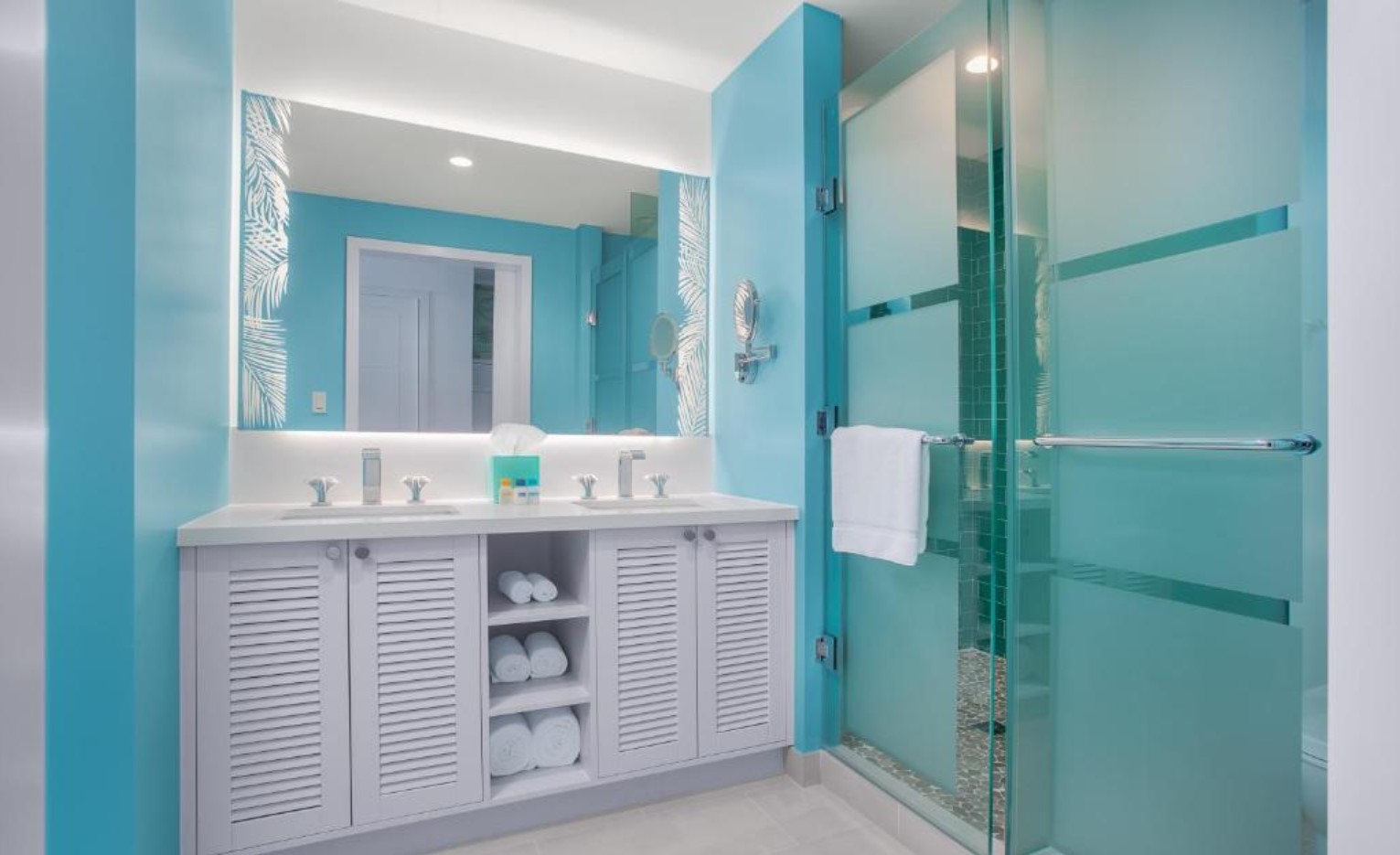 2 Bedrooms, Suite