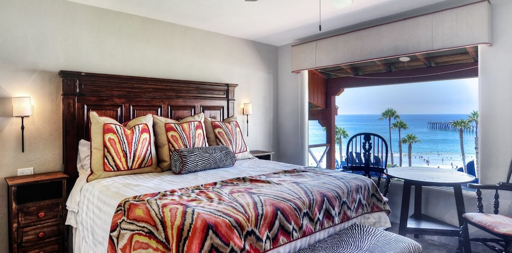 Beachcomber Inn 10/50