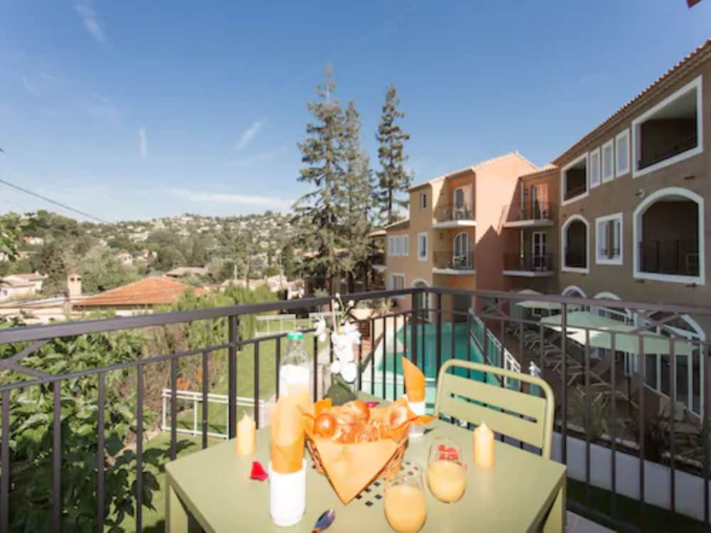 Adonis Mougins in MOUGINS