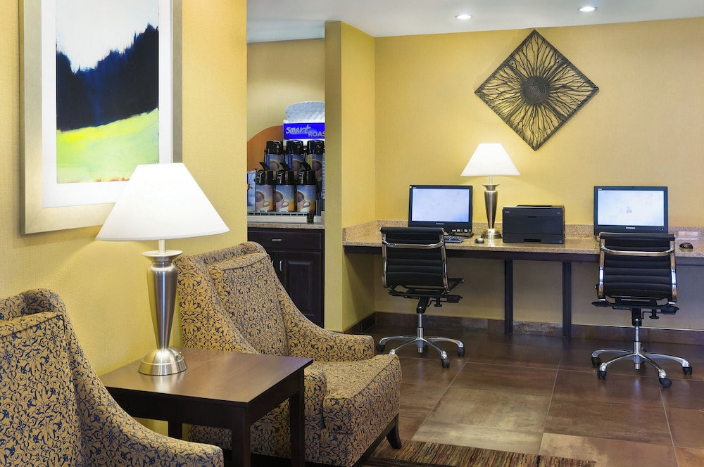 Holiday Inn Express & Suites Sandy - South Salt Lake City, an IHG Hotel 48/56