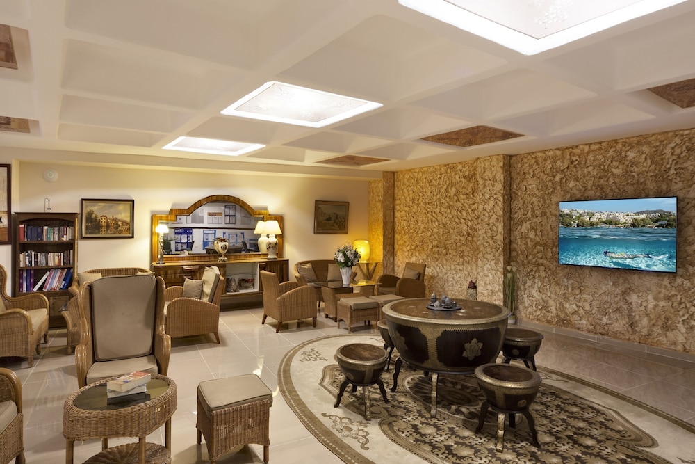 Golden Age Bodrum 23/50