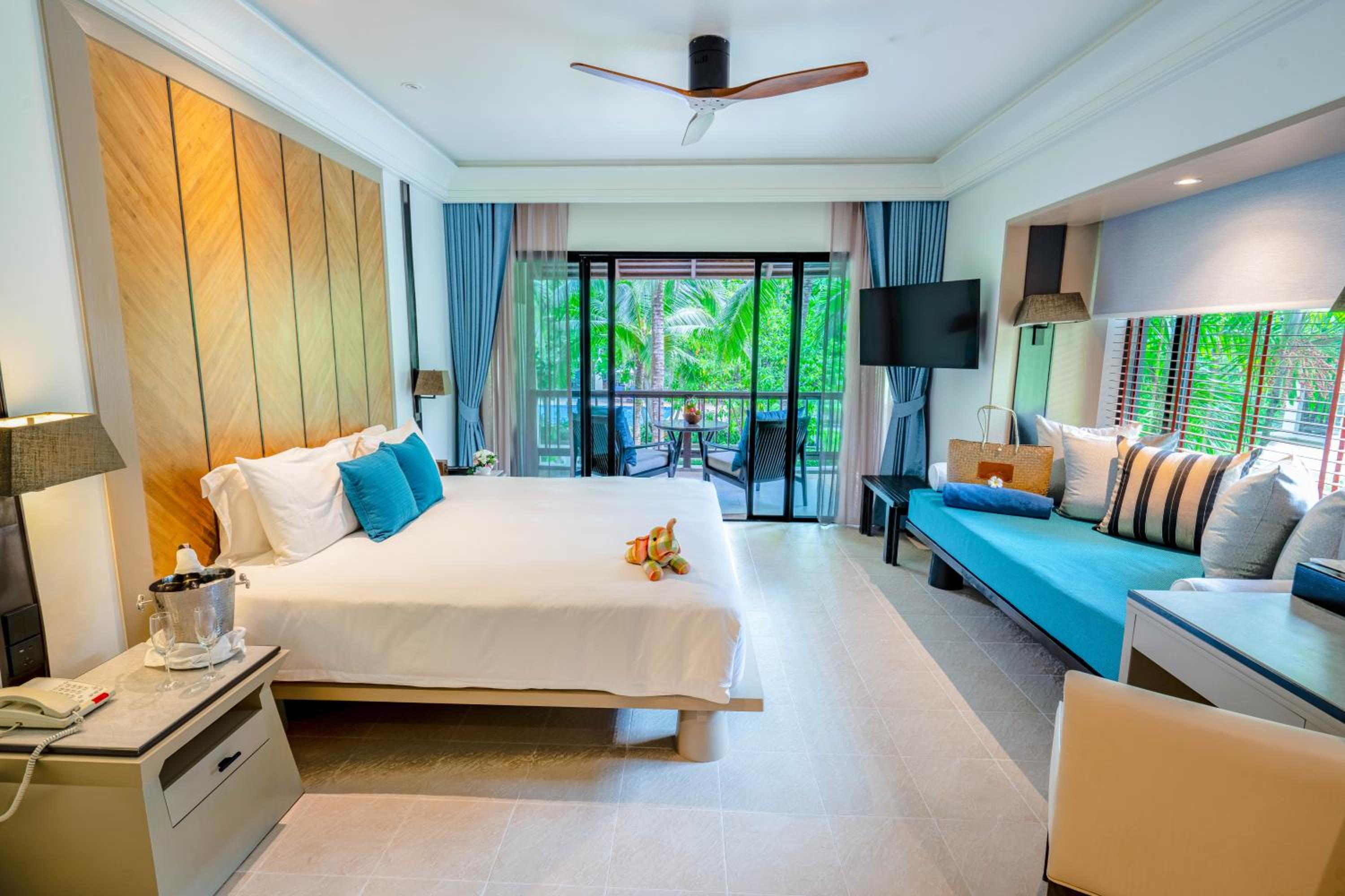 Deluxe, Pavilion, King Bed, High Floor، Layana Resort and Spa - Adults Only 3/7