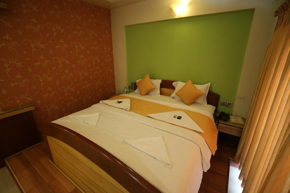 Hotel Kohinoor Square 10/37
