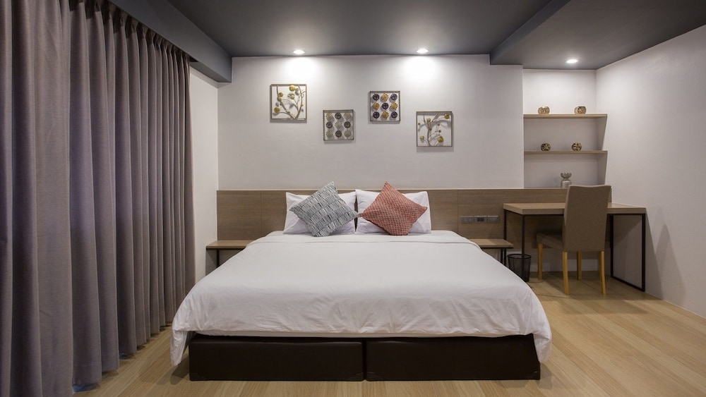 BASIC, DOUBLE BED