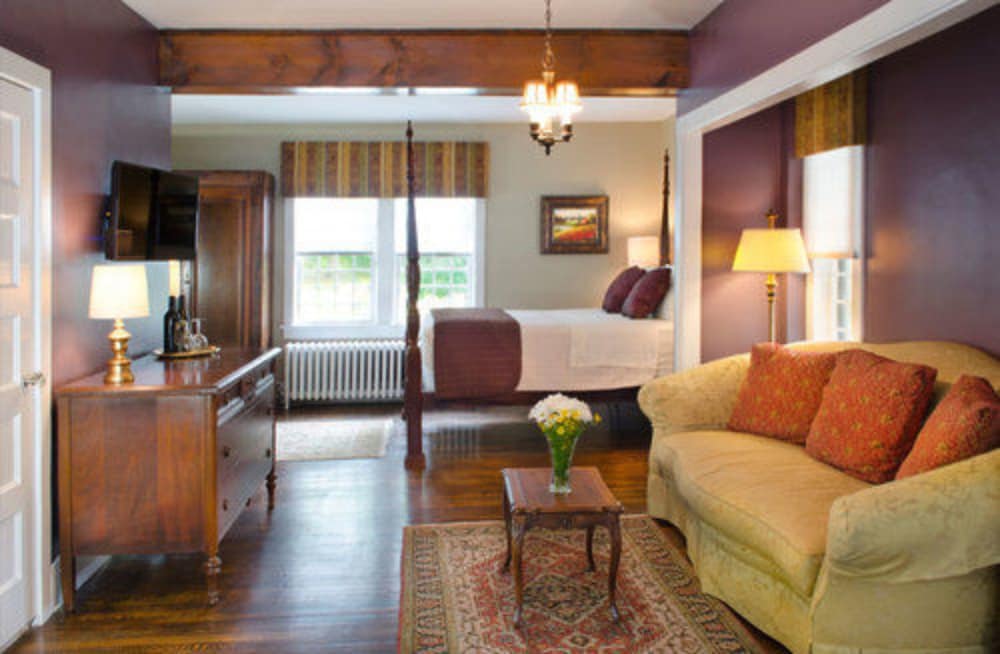 Hillbrook Inn 28/50
