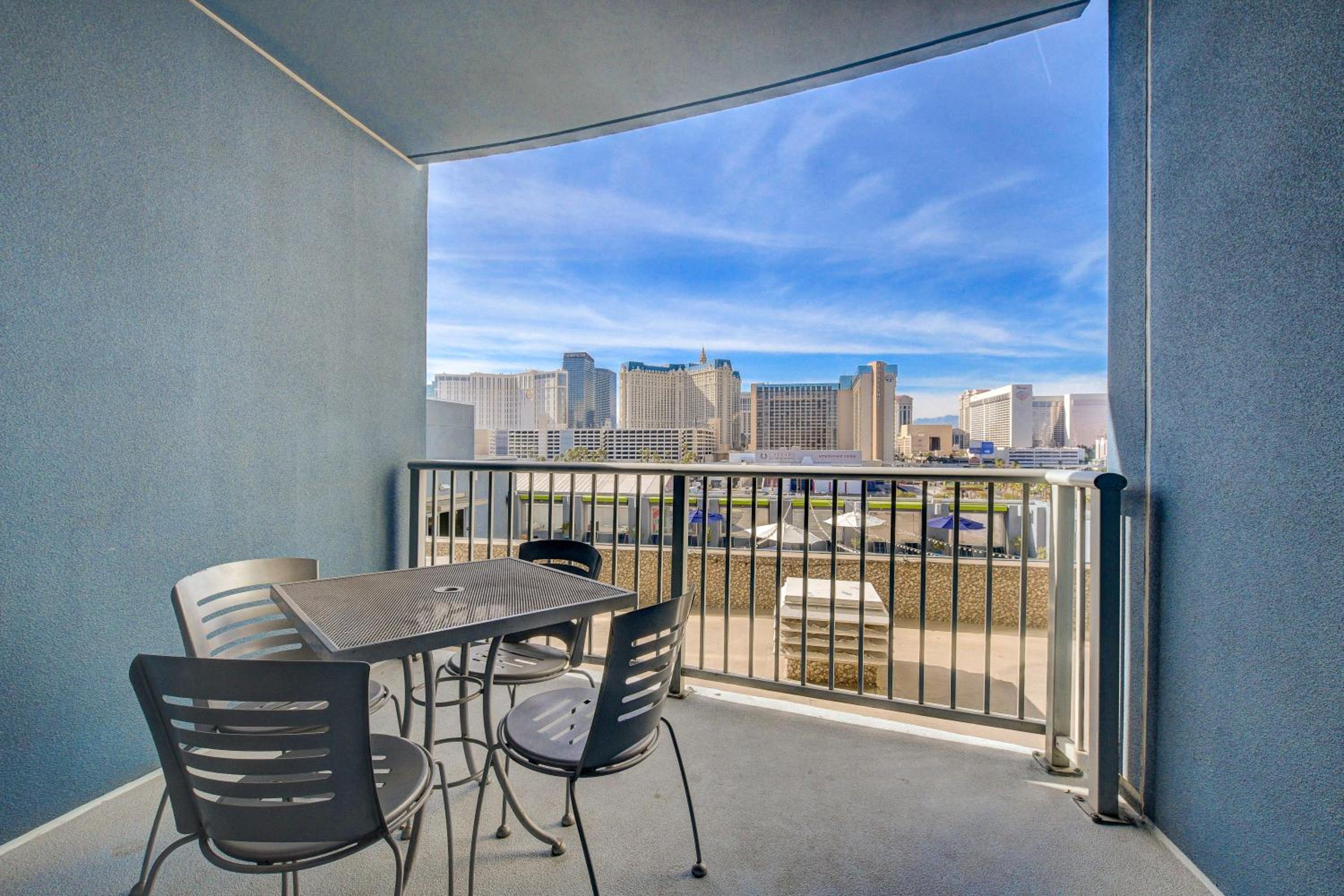 Luxury 1BD/1BTH Suite at Platinum Hotel STRIP VIEW 39/50