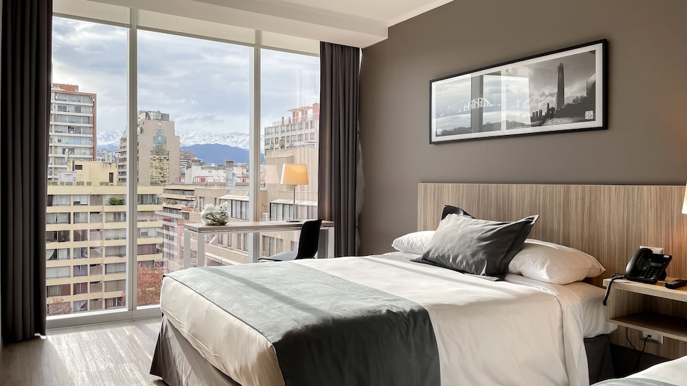 Hotel Capital Bellet 19/66