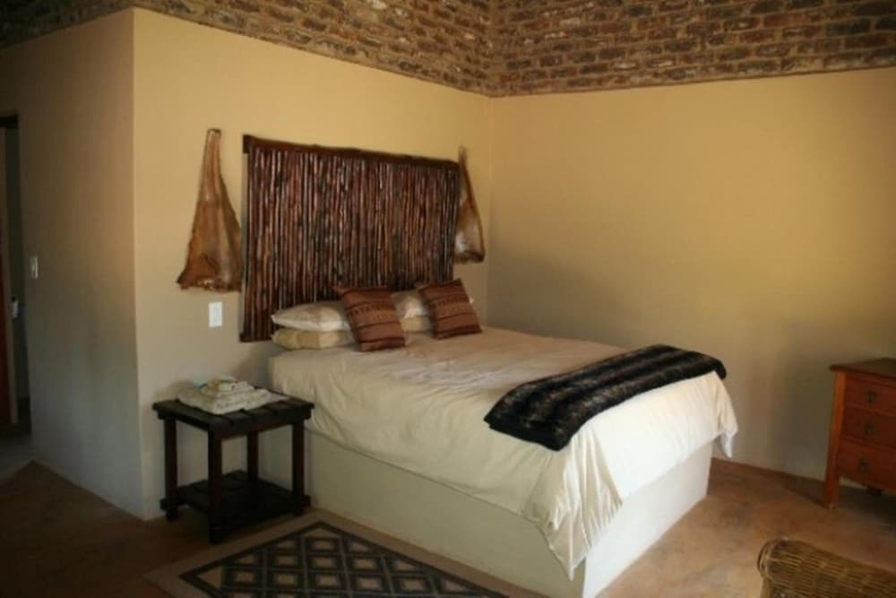 African Flair Country Lodge 5/26