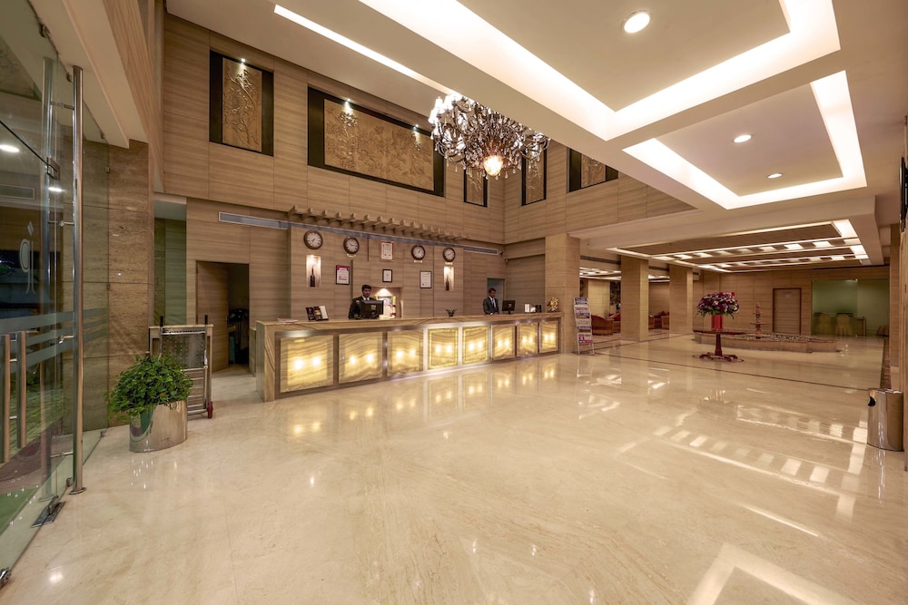 Hotel Jp Chennai Cmbt 5/47