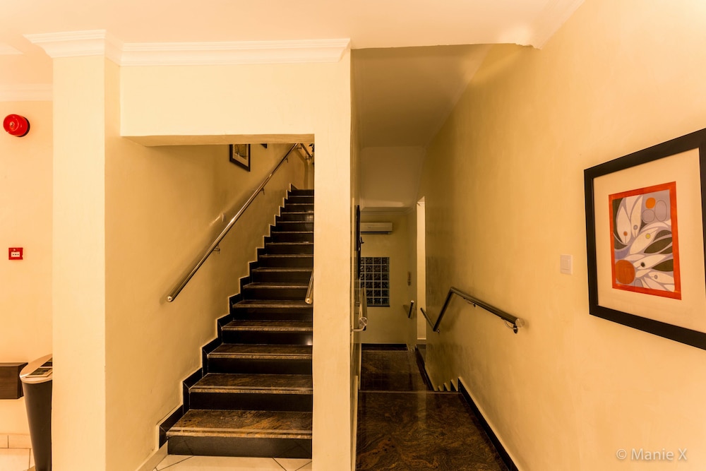 Morning Side Suites Etim Inyang 18/37
