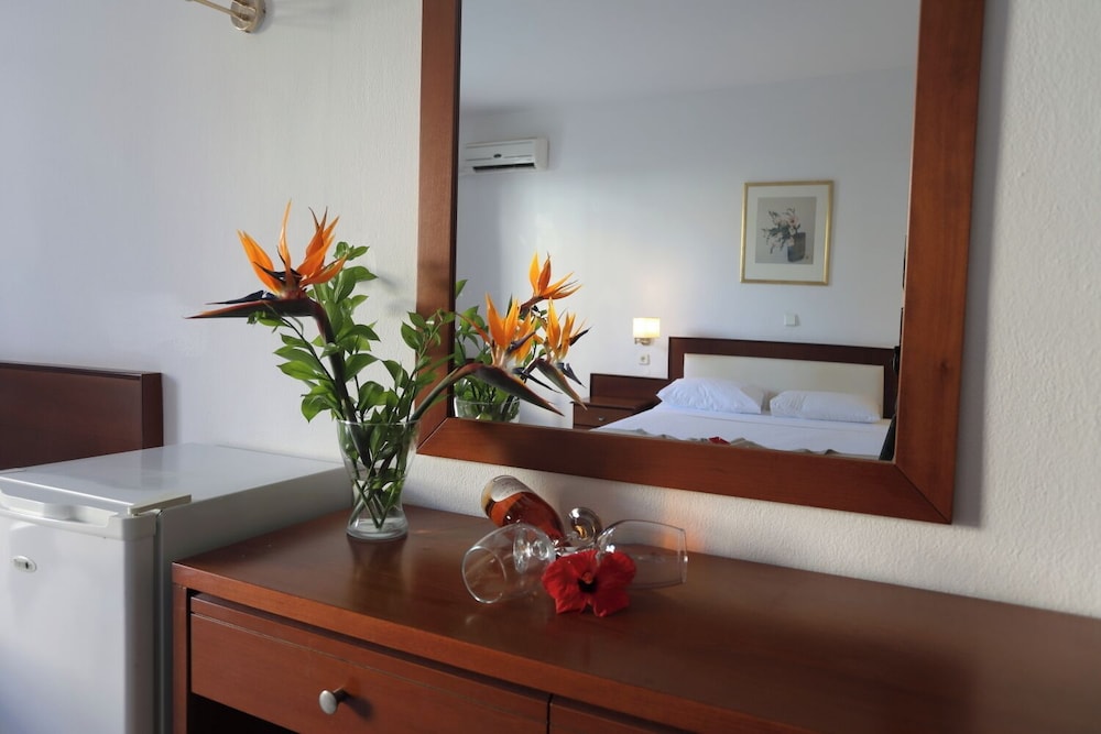 Maravel Star Art Hotel 7/67