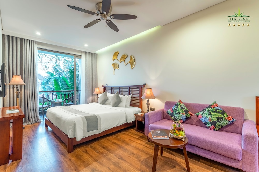 SUPERIOR, DOUBLE BED, GARDEN VIEW, BALCONY