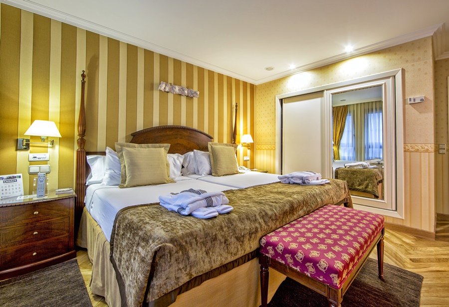 Room, Double Bed, with Child Extra Bed