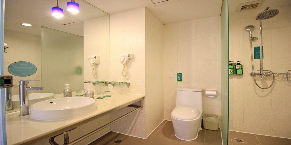 Shanshui Trends Hotel North Huaqiang 24/58