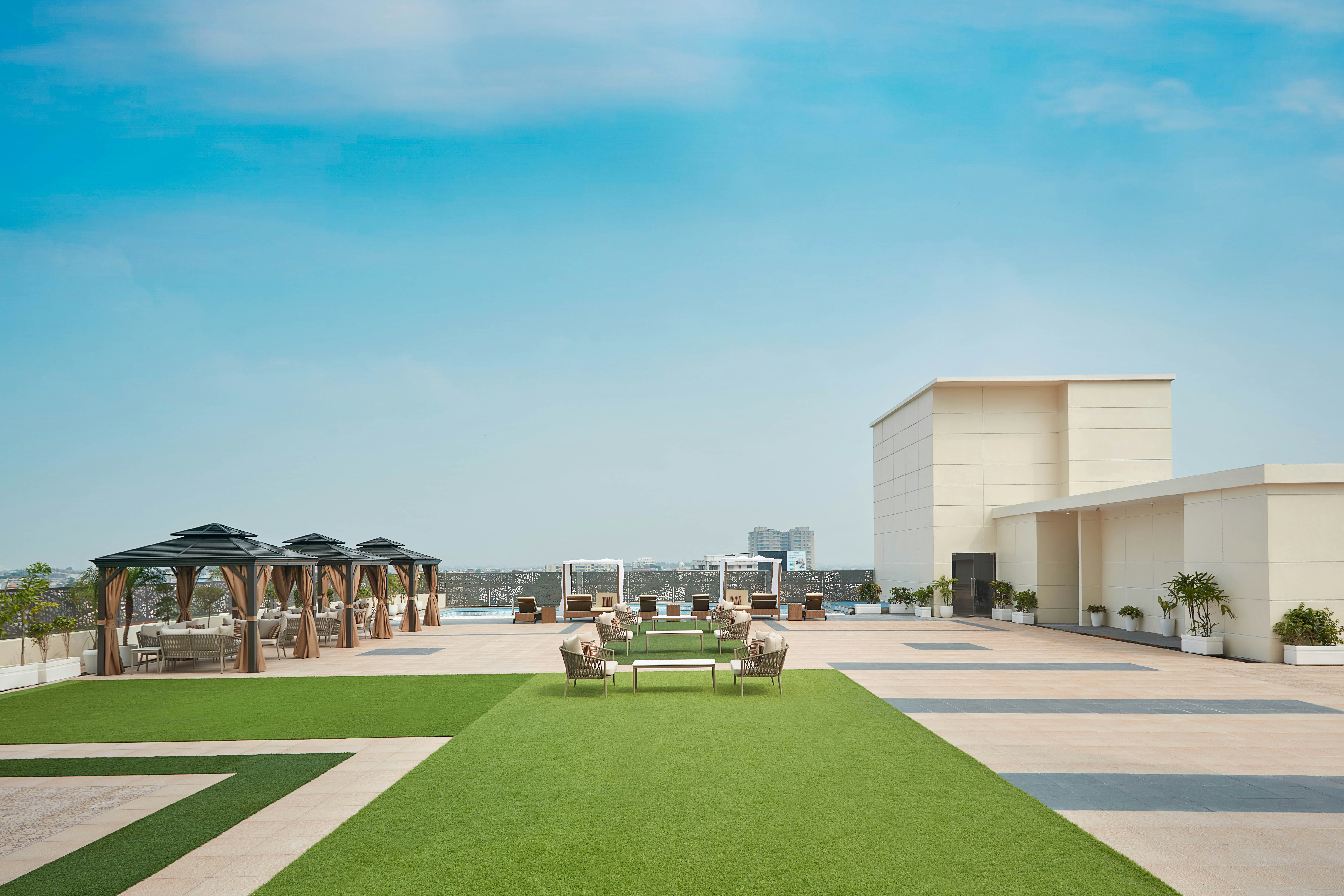 DoubleTree by Hilton Varanasi 14/15