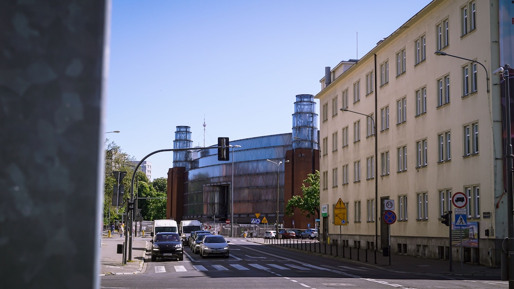 Traffic Hotel 44/50
