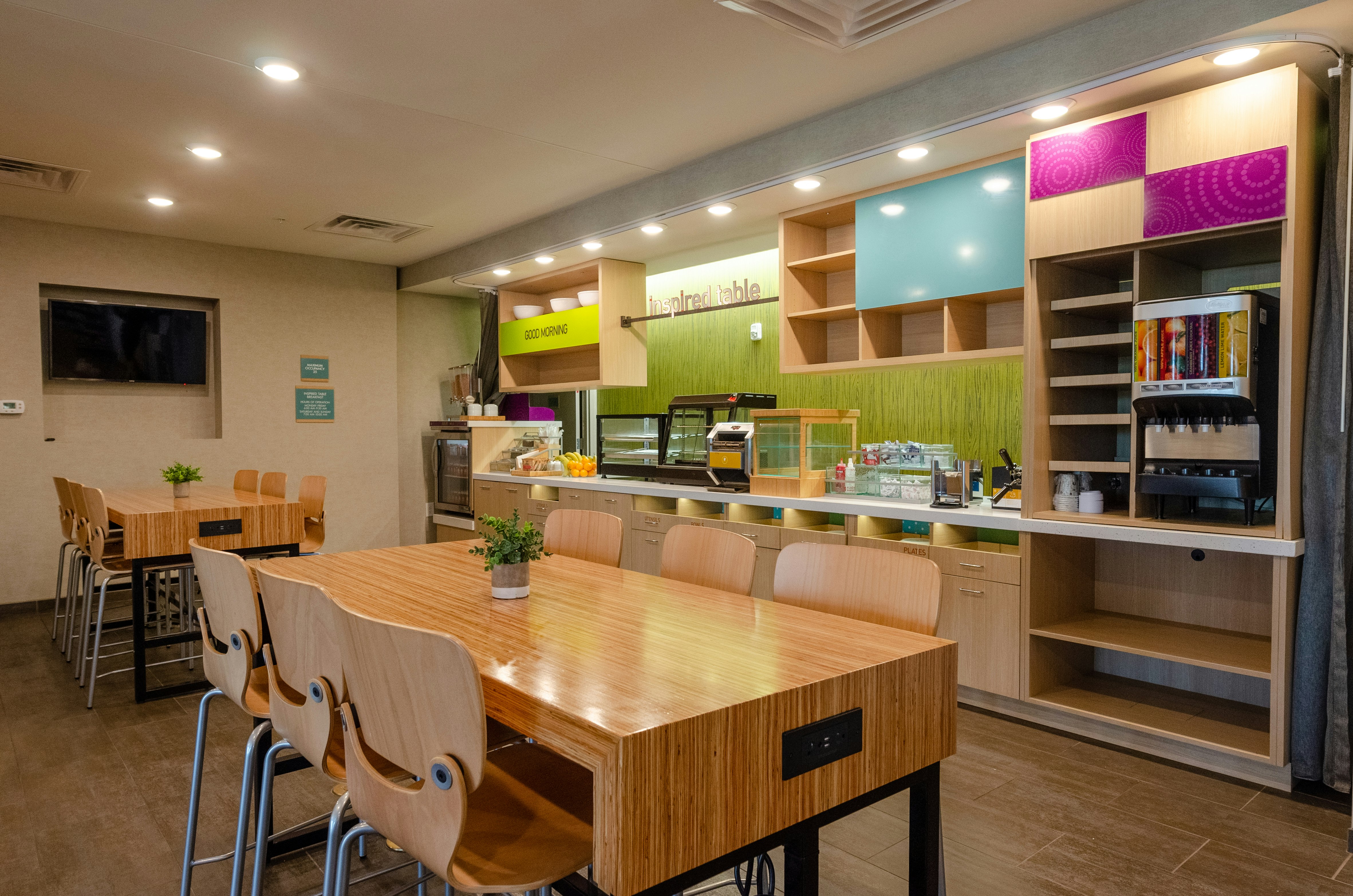 Home2 Suites By Hilton Atlanta Airport West 5/8