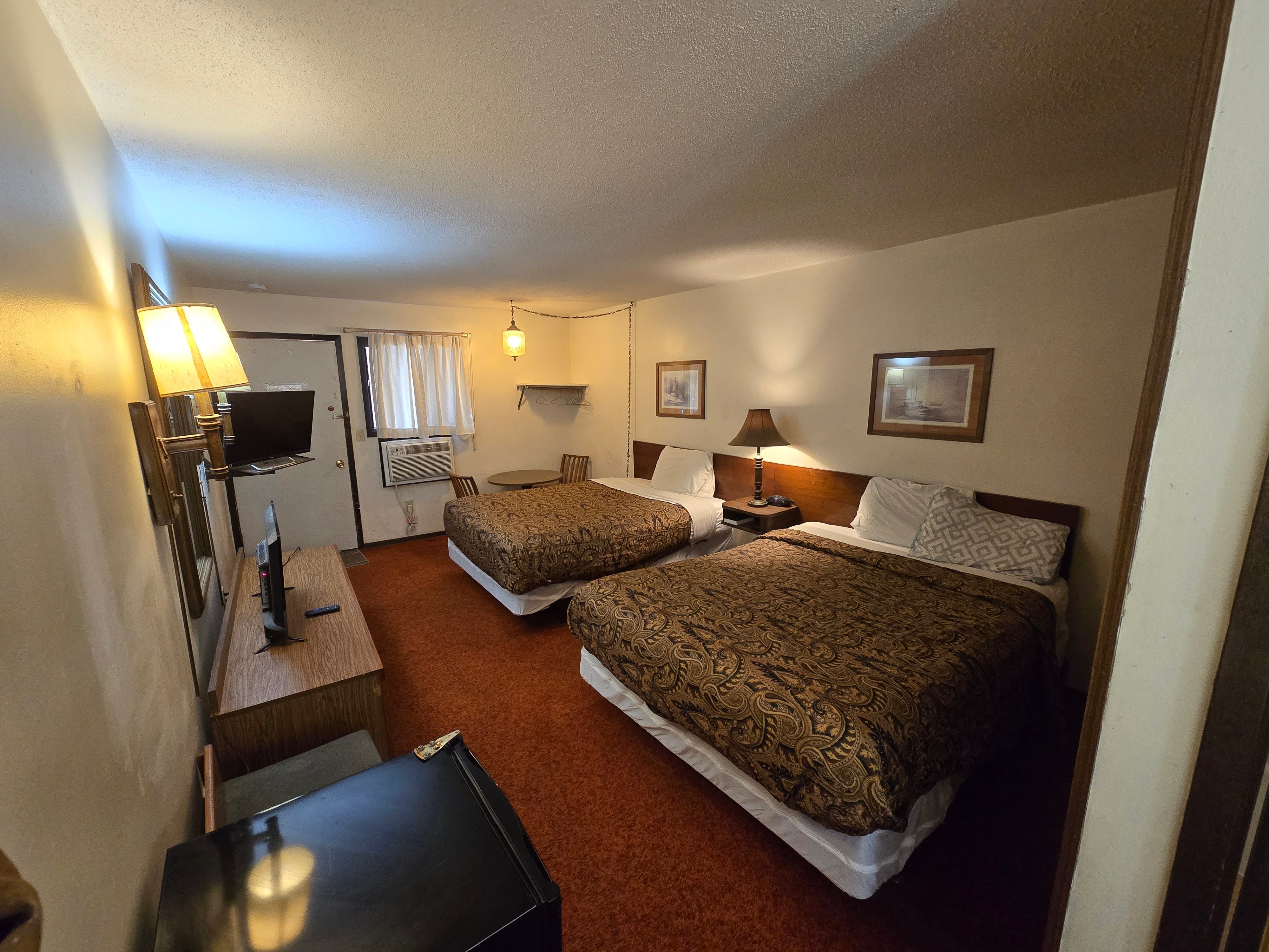 OYO Sandman Inn 33/58
