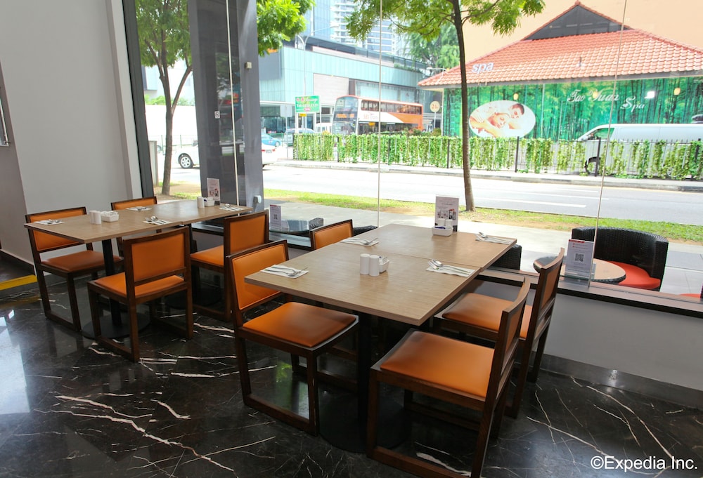 Ibis Singapore Novena Hotel 30/50