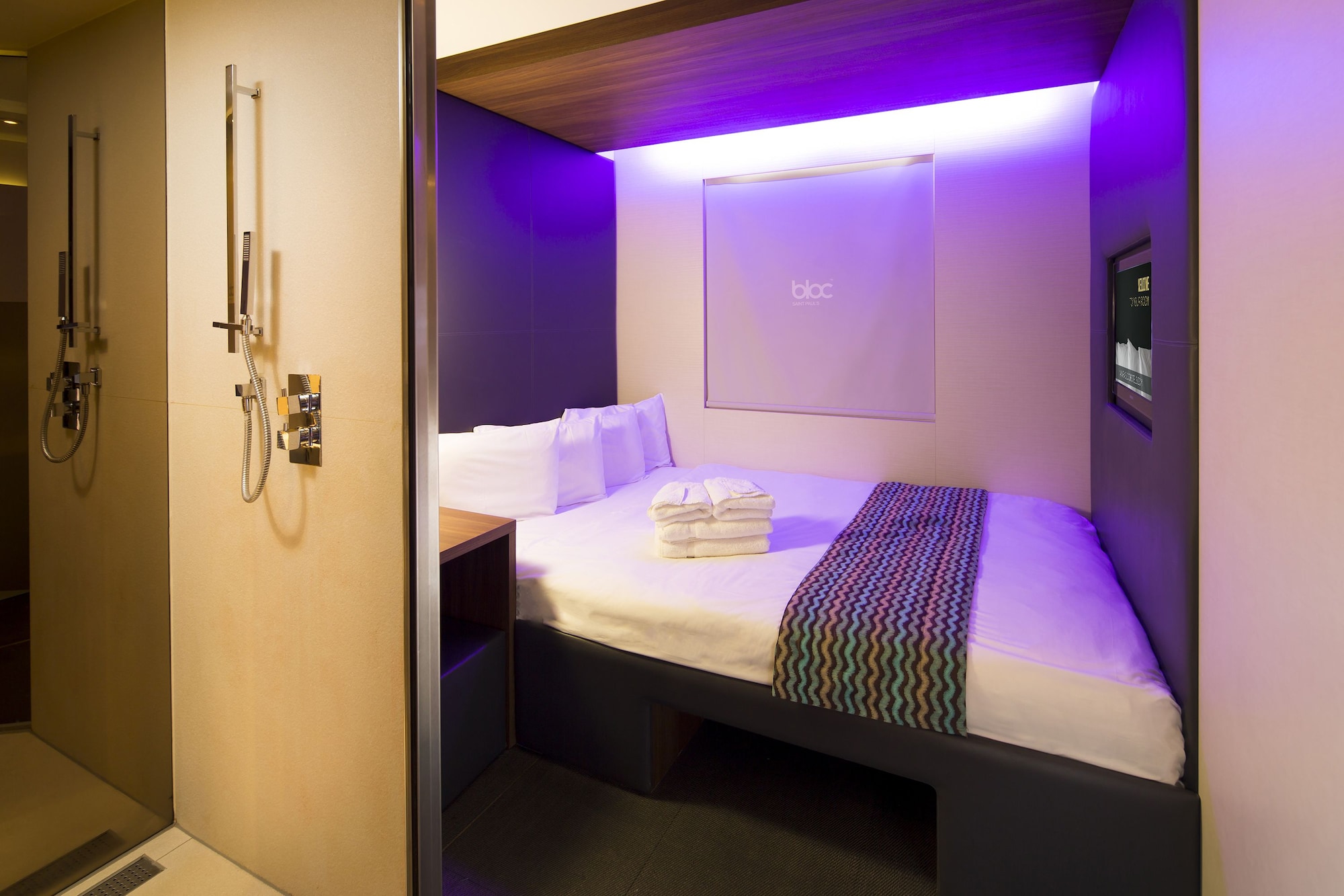 STANDARD, DOUBLE BED, NO WINDOW