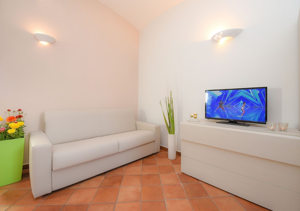 Casale Antonietta 55/72