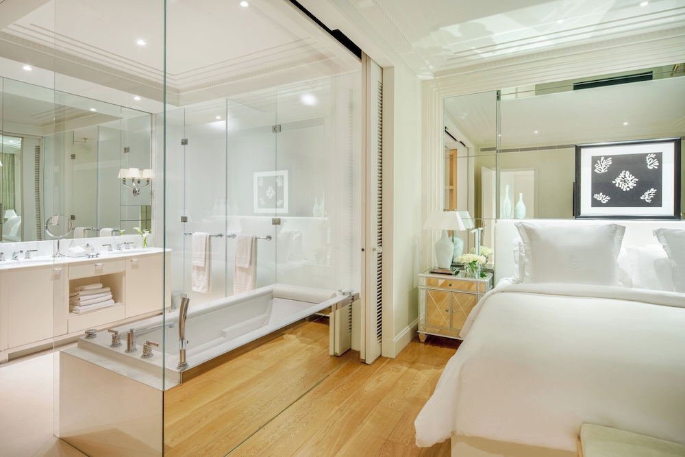Suite, King Bed, Pool Terrace، Grand Hotel du Cap-Ferrat, a Four Seasons Hotel 6/7