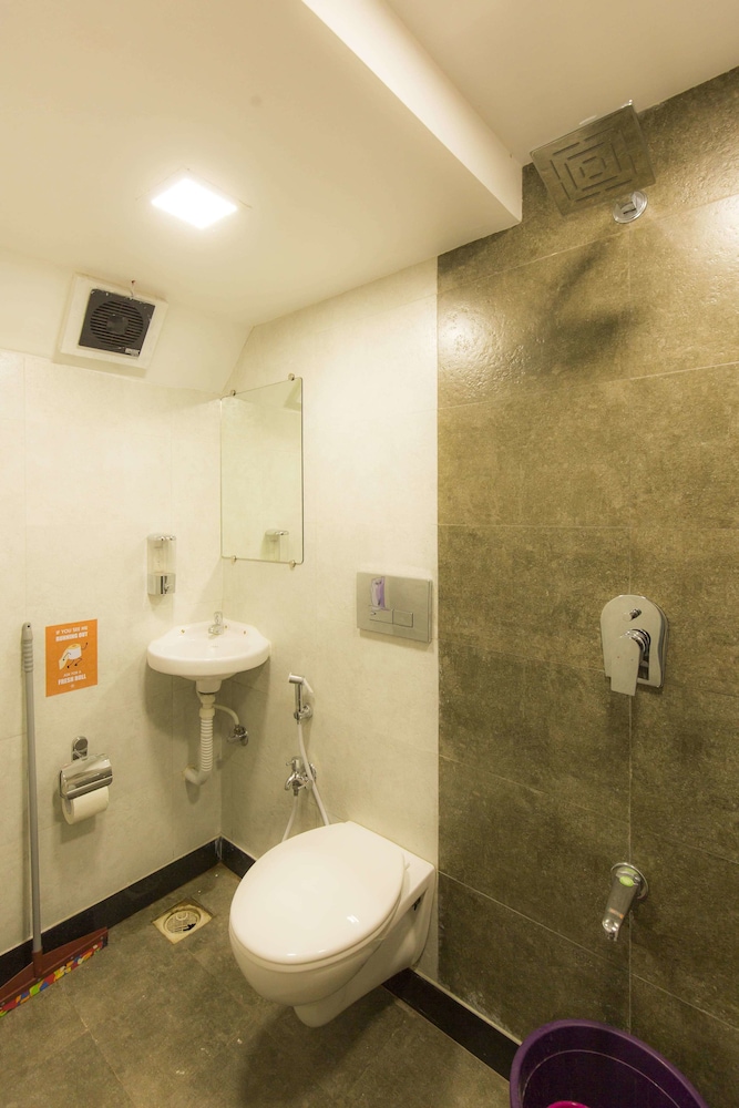 Zostel Mumbai 46/50