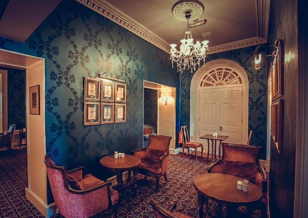 Abbey Hotel Roscommon 46/65