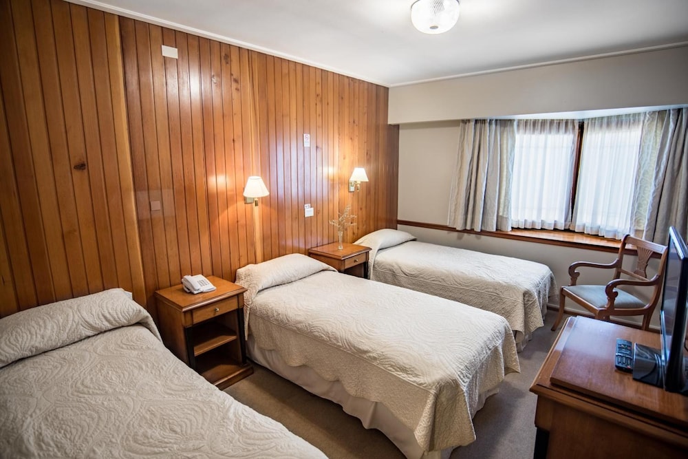 Nevada Hotel Bariloche 5/50