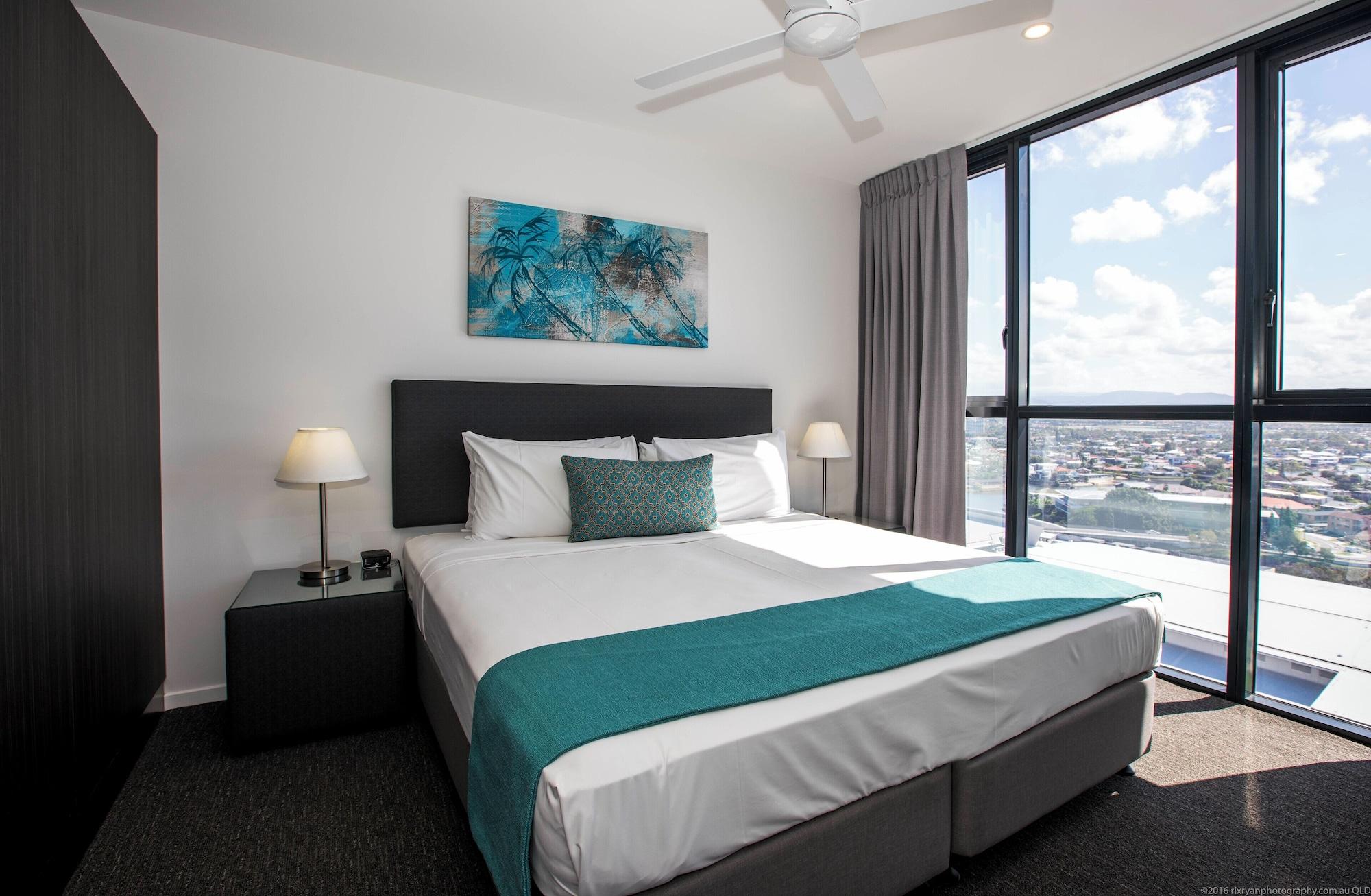2 Bedrooms, Hinterland