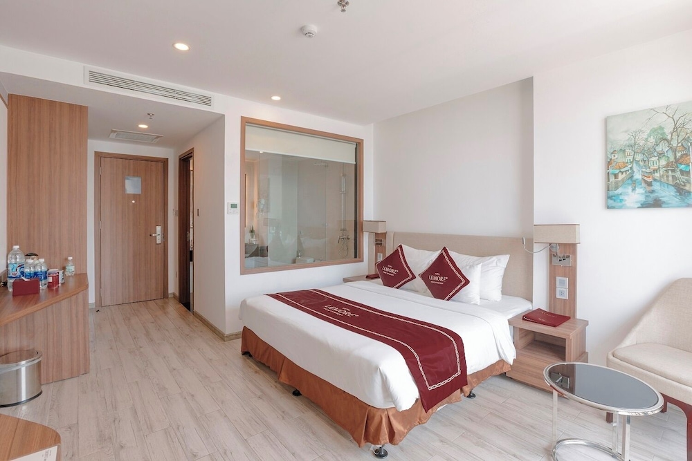 SENIOR, EXECUTIVE, DOUBLE BED