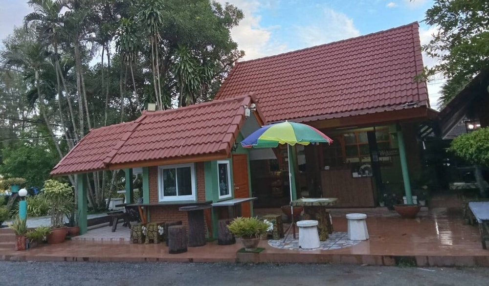 Anchalee Resort 3/42