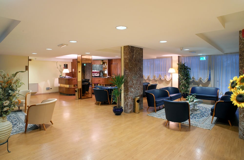 Hotel Biancamano 29/47