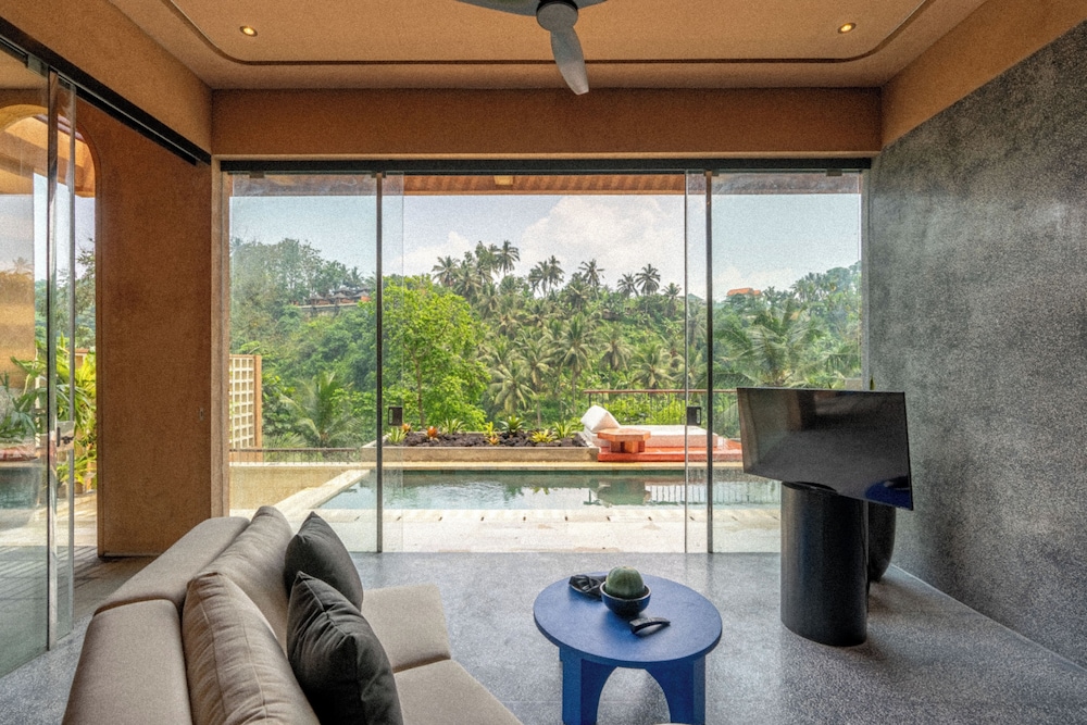 Amora Ubud Boutique Villas 21/48