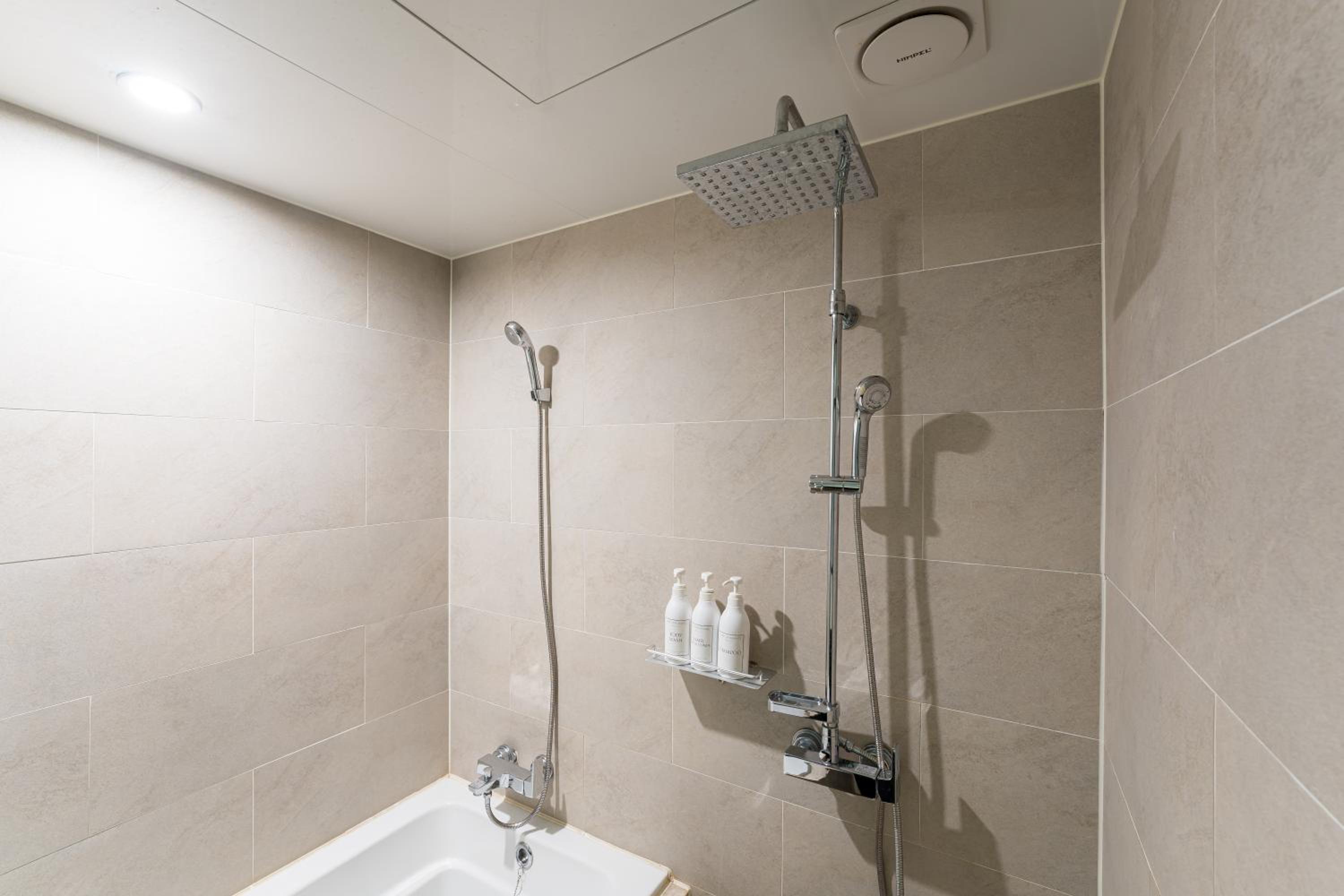 جناح بريميير، Brown Dot Hotel Incheon Songdo 6/6