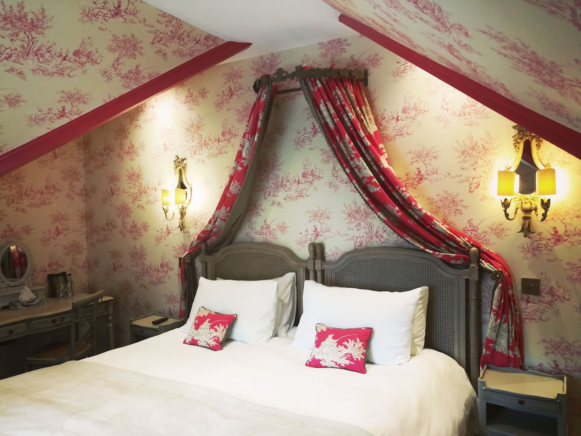 rooms