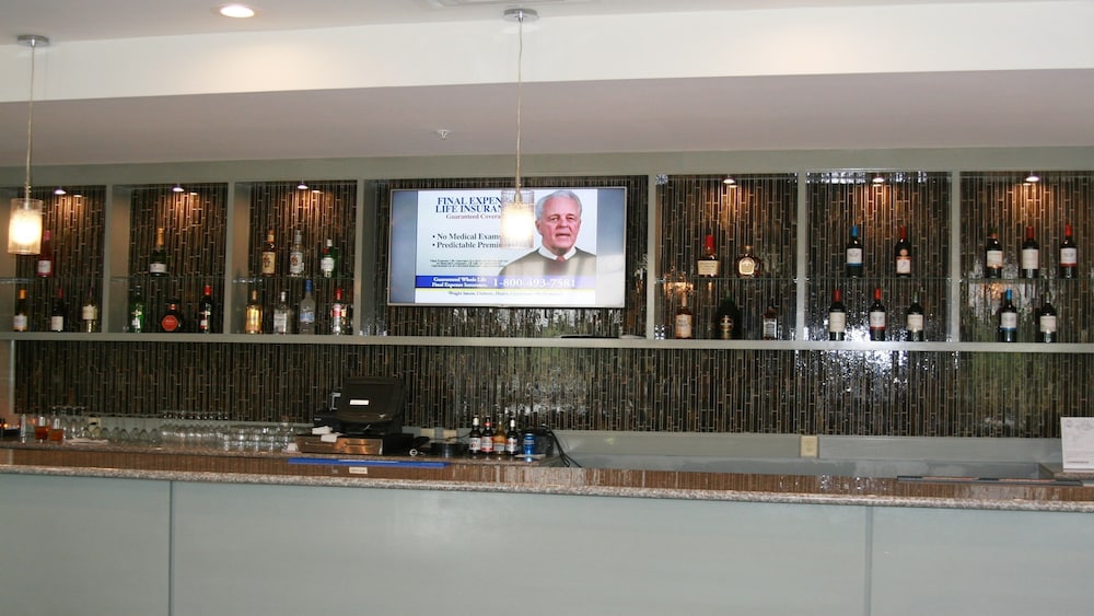 HOLIDAY INN GUIN 10/65