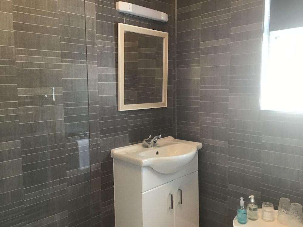Torwood House Hotel 37/38