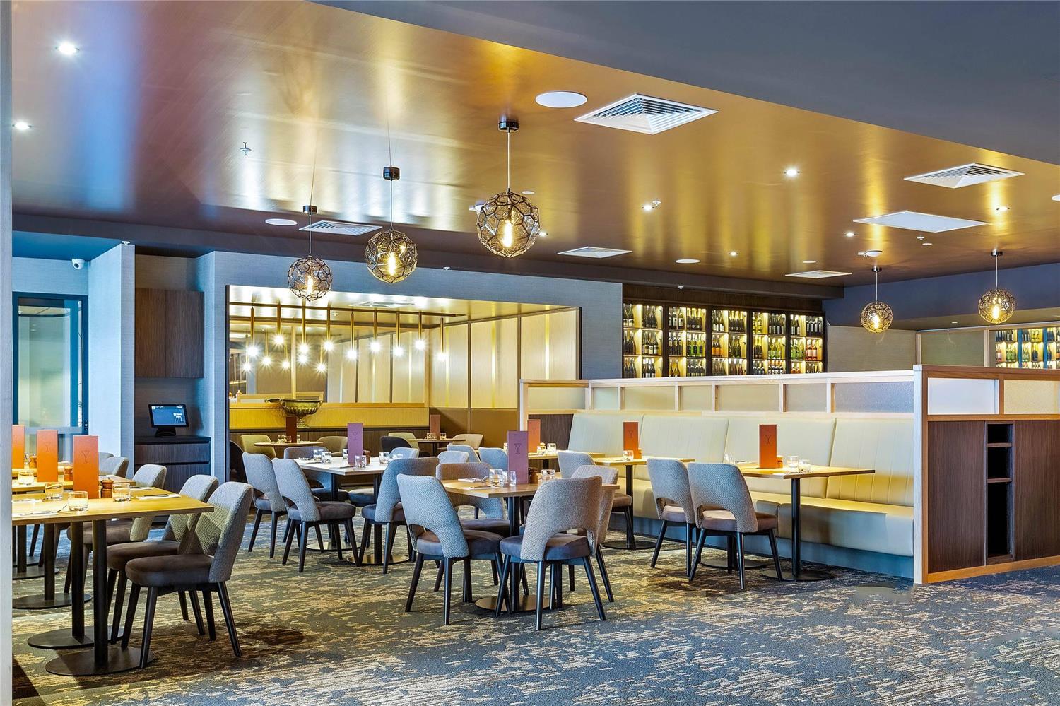 Quality Hotel Lakeside 35/51