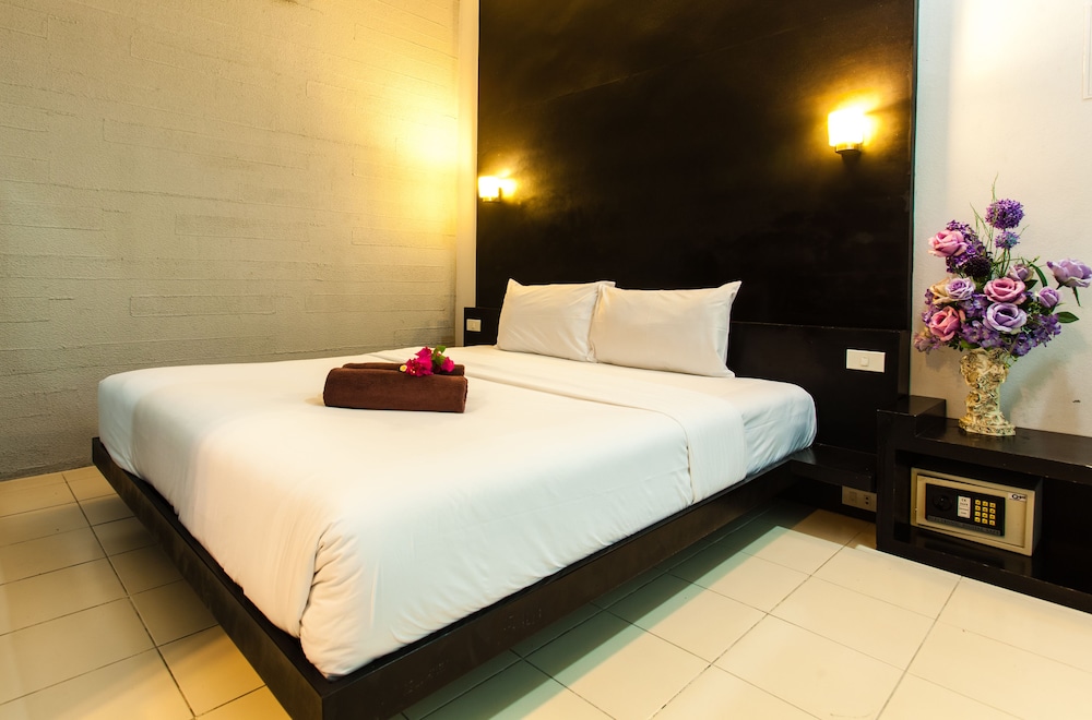Khun Chaweng Resort 40/66