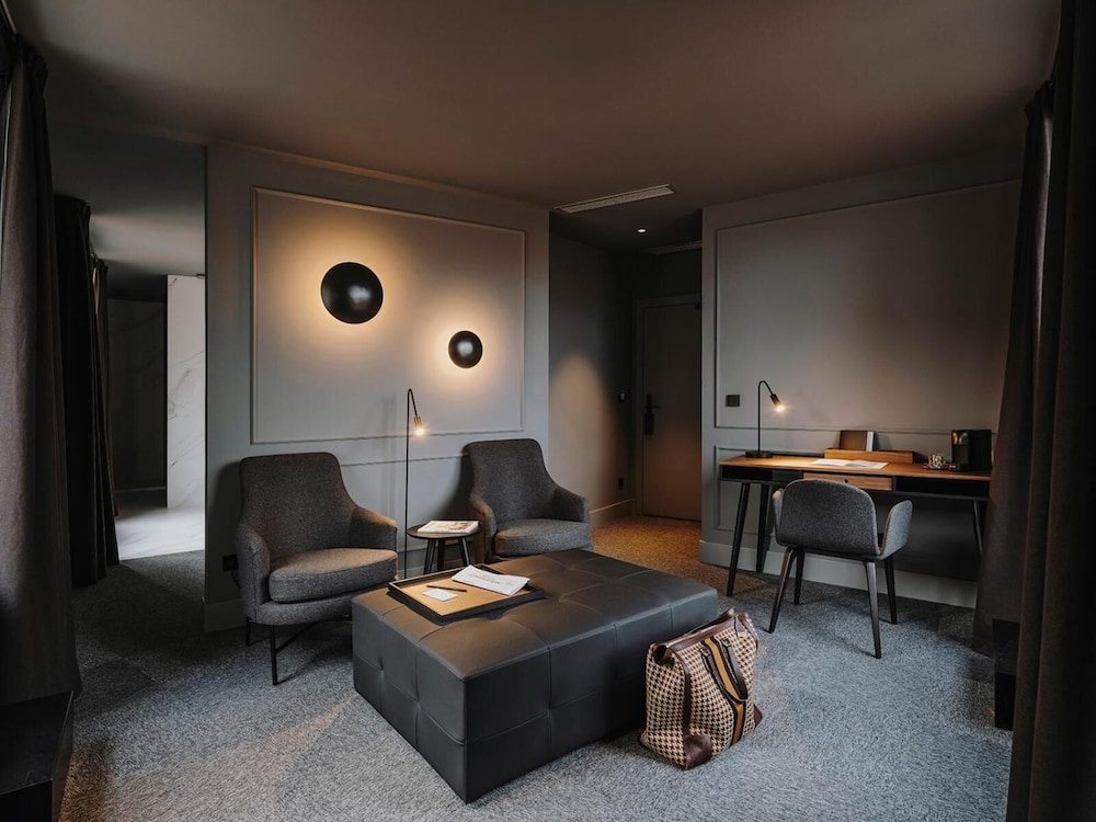 El Moderne Hotel 29/50