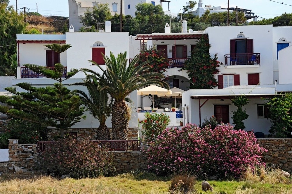 Akrogiali Hotel 29/34